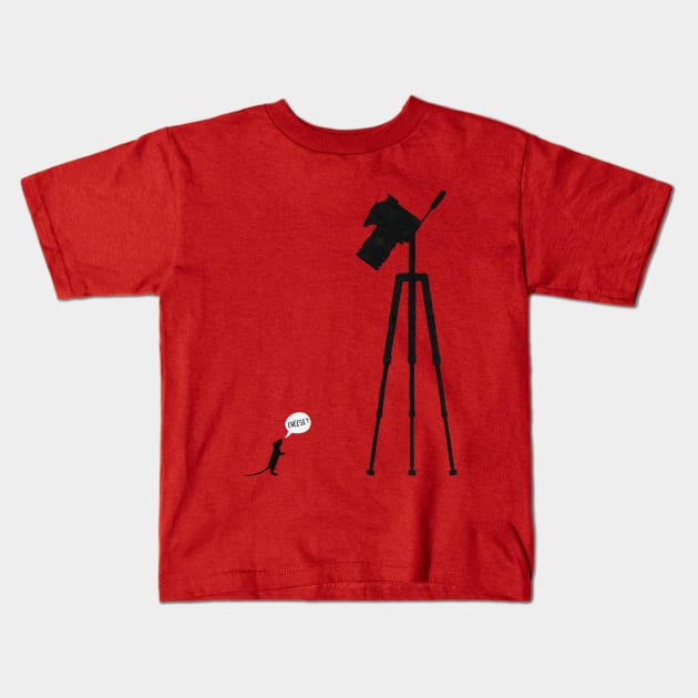 Cheese – Mouse and Camera Kids T-Shirt by maivisto